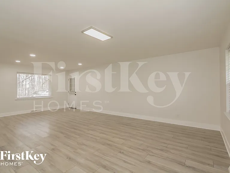 2408 Gemway Dr — Photo 5