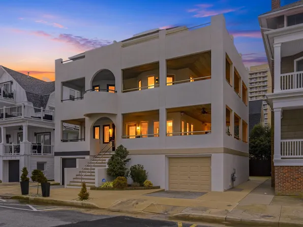 105 S Frankfort Ave, Ventnor, NJ 08406