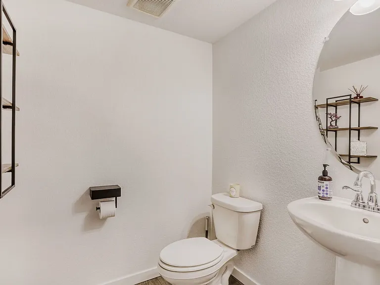 8397 Mount Ouray Rd — Photo 25