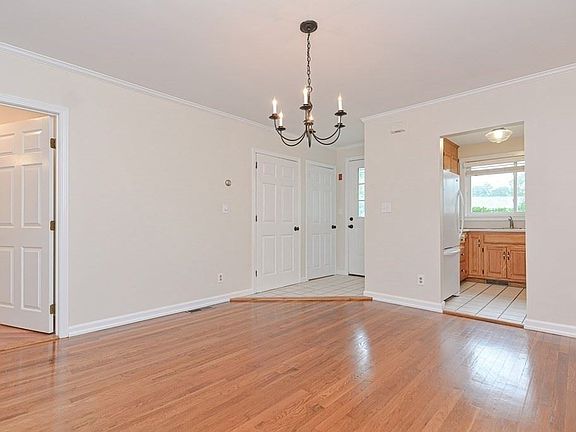 5th image of 4 Bellingham St