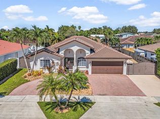 15021 SW 180th Ter, Miami, FL 33187