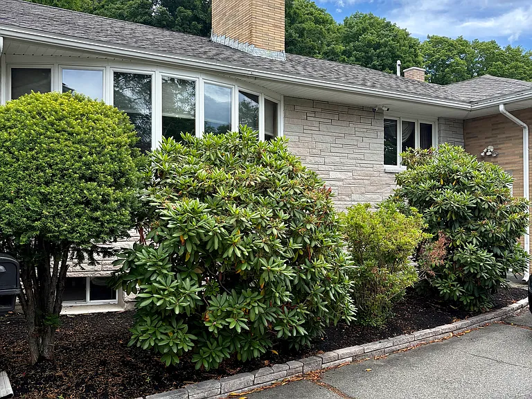 653 Beaver St — Photo 1