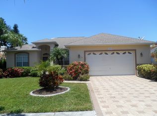 6606 Seabird Way, Apollo Beach, FL 33572