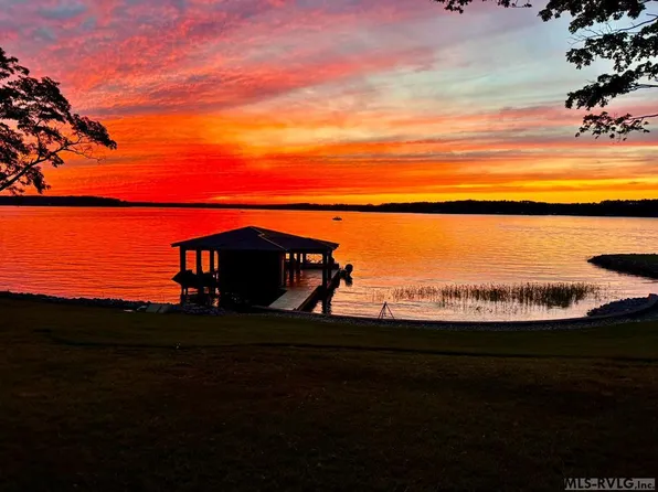 24 Lake Shore Dr, Littleton, NC 27850