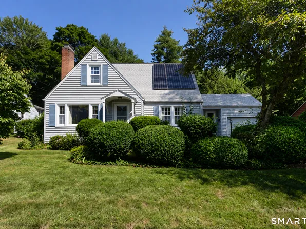 24 Sandhurst Drive, West Hartford, CT 06107