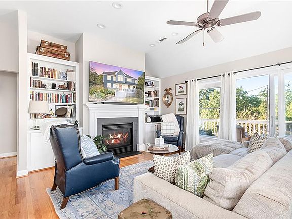 5th image of 211 James Landing Cir