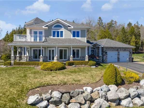 5 Admiralty Dr, Saint John, NB E2K 5R4