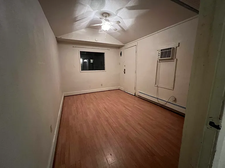 1140 Hazel St #2 — Photo 5