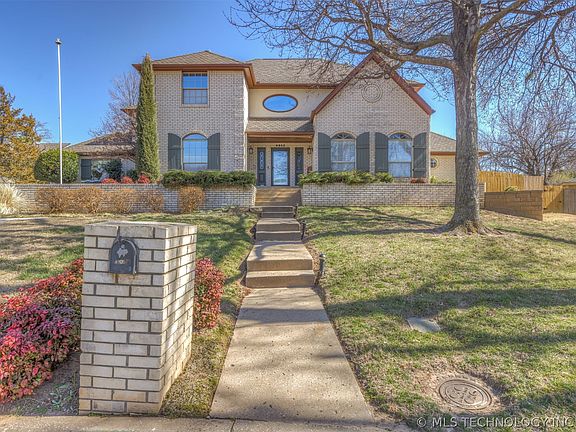 4th image of 8935 S Sandusky Ave