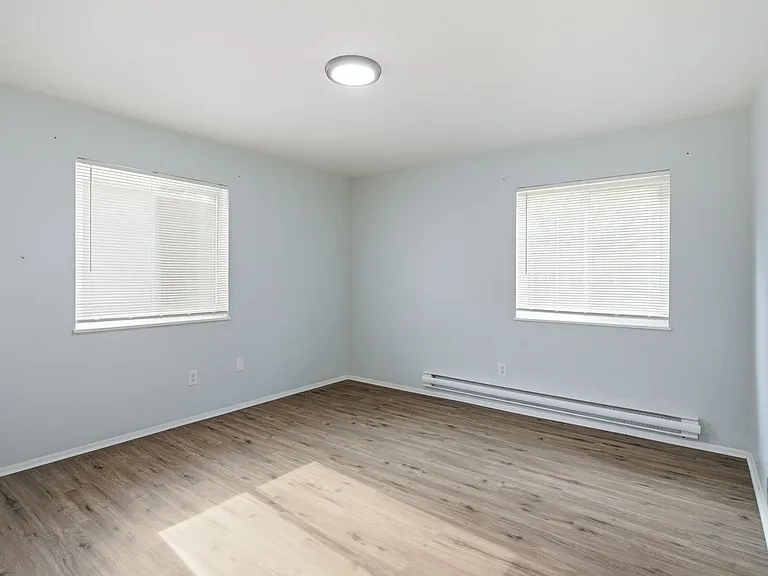 365 Granger Rd — Photo 8