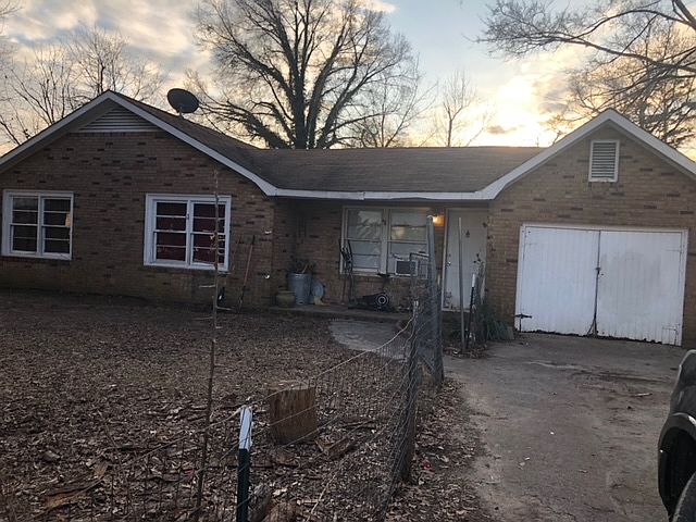 2nd image of 1249 Old Charlotte Rd