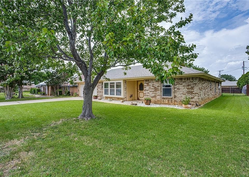 1st image of 8605 Kirk Ln