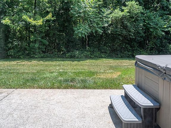 4th image of 3532 Lawndale Dr APT D