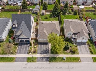 19 Grand Poplar Ln, Wasaga Beach, ON L9Z 0C7