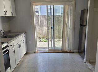 824 E Broadway #302, Long Beach, NY 11561