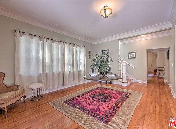 3rd image of 2251 W 21st St