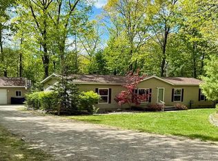 3158 Rasmus Dr, Grayling, MI 49738