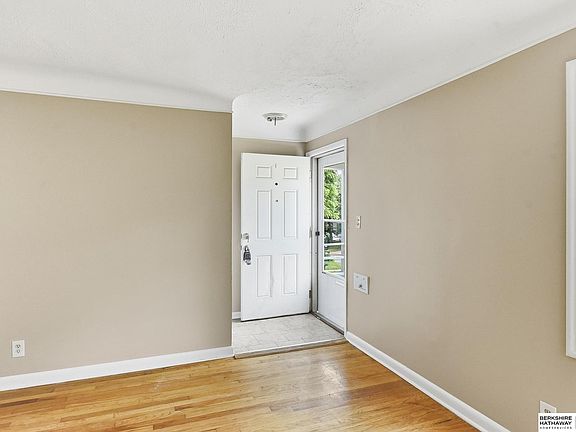 4th image of 4507-4509 Hamilton St