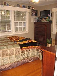 4th image of 334 Parkland Dr