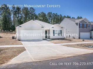 2856 Sherrills Stream Dr, Sherrills Ford, NC 28673