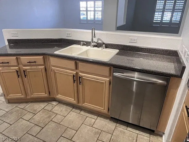 2 bed, 2.0 bath, 1188 sqft, $1,550 — Photo 3