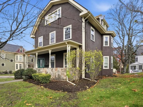 168 Walnut St, Newton, MA 02460