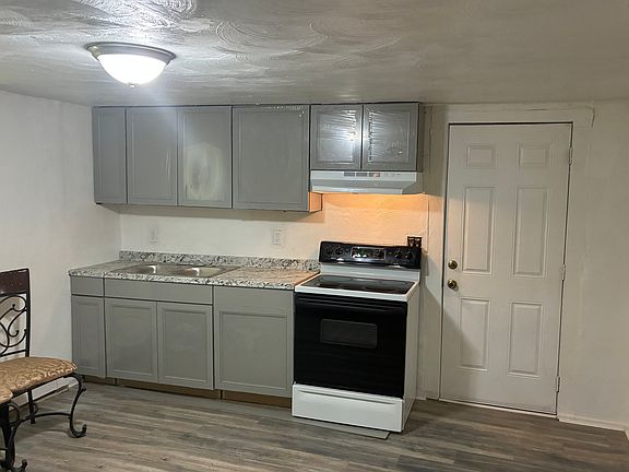 2nd image of 232 North St APT 1