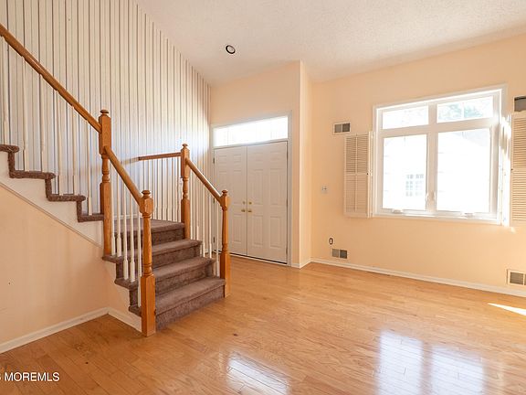 3rd image of 39 Winthrop Road #39B