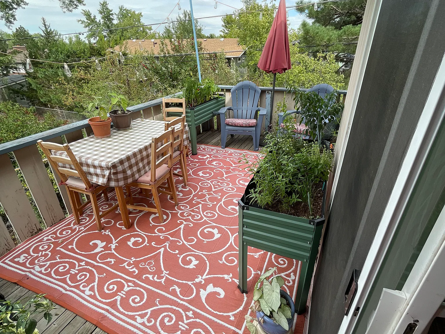 4 bed, 1800 sqft, $3,500 — Photo 2