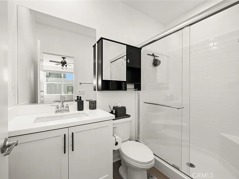 11026 Momentum Dr — Photo 17
