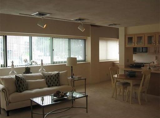 4th image of 58 Merrimac St APT 2-6