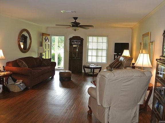 5th image of 439 Pueblo Ln