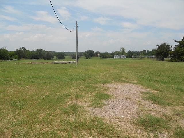 2nd image of 8729 Rock Creek Rd