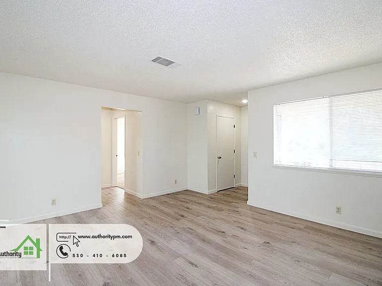 333 Boulder Creek Dr, Redding, CA 96003 — Photo 7