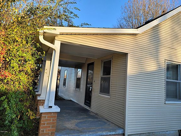 3rd image of 7160 SE Kingfisher Ln
