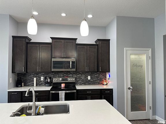 5th image of 1504 Woods Ave