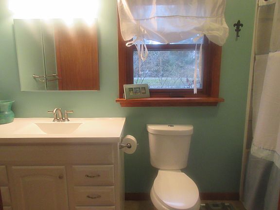 Master bath 2