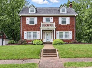 923 22nd St, Moline, IL 61265