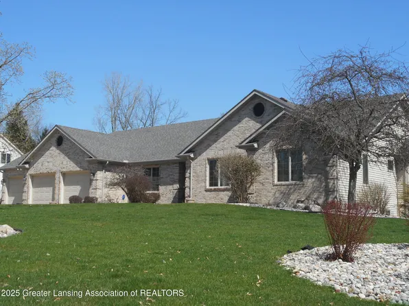 2908 Appaloosa Way, Lansing, MI 48906