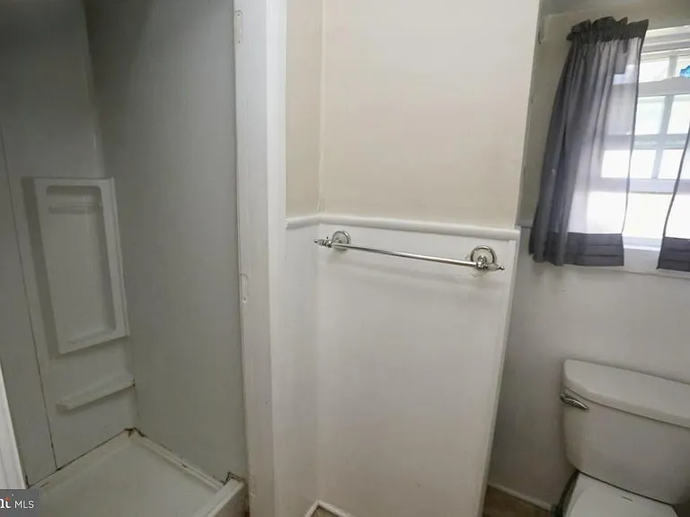 310 Ellis St — Photo 11