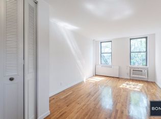 246 W 22nd St #11A1, New York, NY 10011