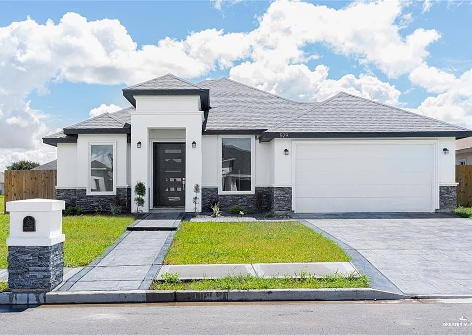 1st image of 529 Country Club Dr