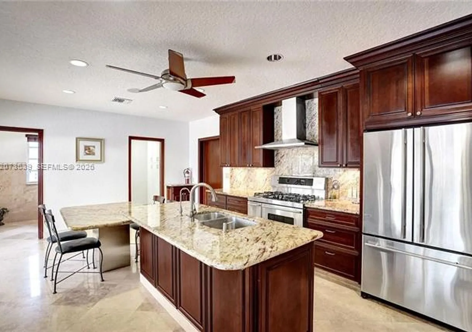 612 Hibiscus Dr # 612, Hallandale Beach, FL 33009 — Photo 1