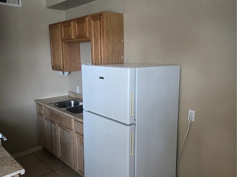 741 N 10th St #3 — Photo 5