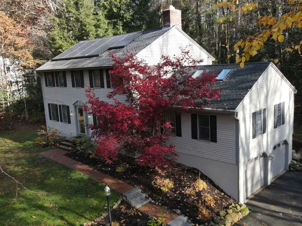 6 Ridgewood Drive, Amherst, NH 03031