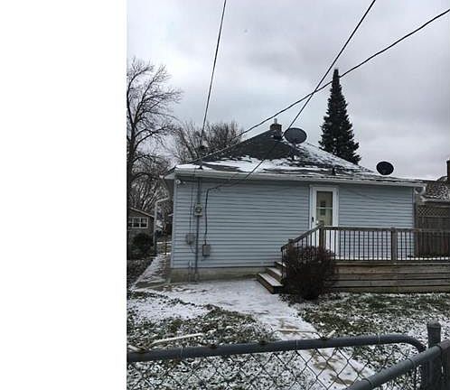 2nd image of 1847 Ames Ave