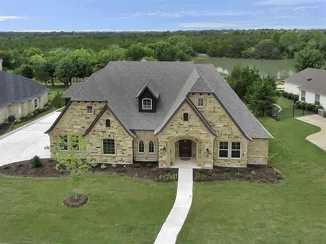 1st image of 740 Wilford Way