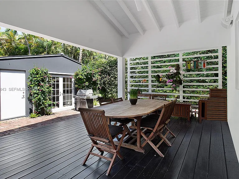 7420 SW 53rd Pl — Photo 15