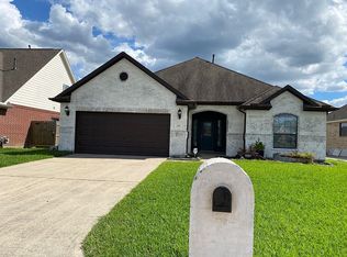 2311 Reagan Ln, Groves, TX 77619