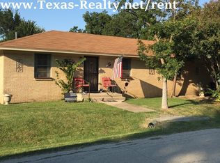 319 Austin St, Sanger, TX 76266